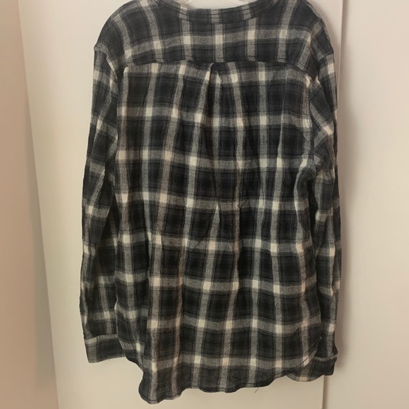 Blank NYC Black and White Plaid Crossover Top - Picture 5 of 14
